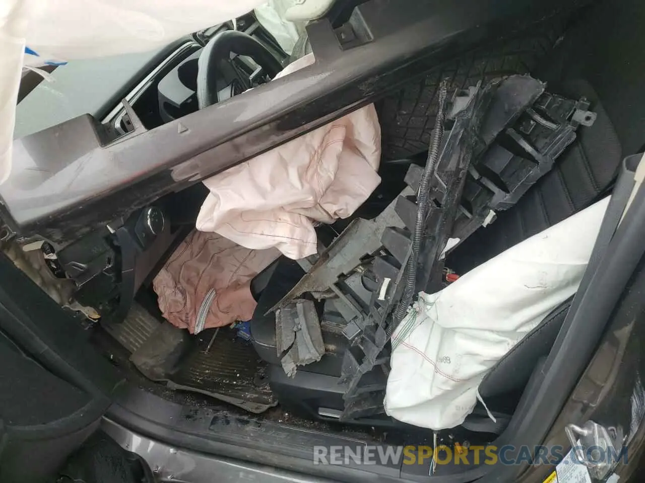 7 Photograph of a damaged car 3FA6P0T92LR257901 FORD FUSION 2020
