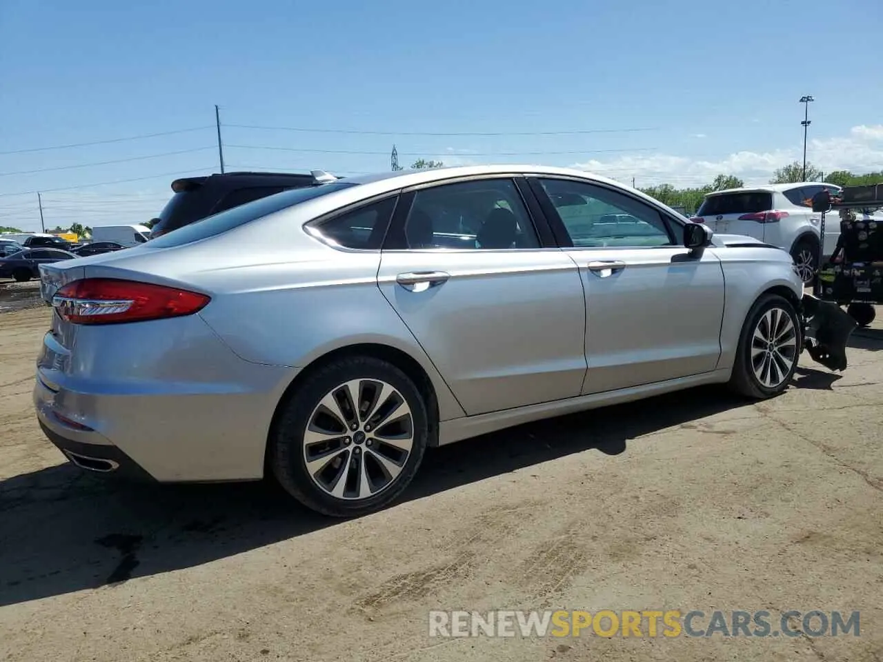 3 Photograph of a damaged car 3FA6P0T93LR179435 FORD FUSION 2020