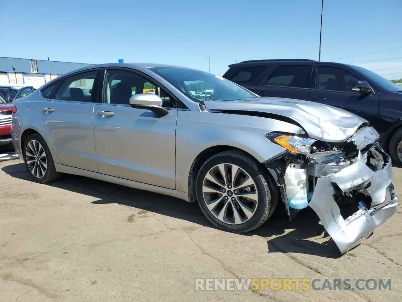4 Photograph of a damaged car 3FA6P0T93LR179435 FORD FUSION 2020