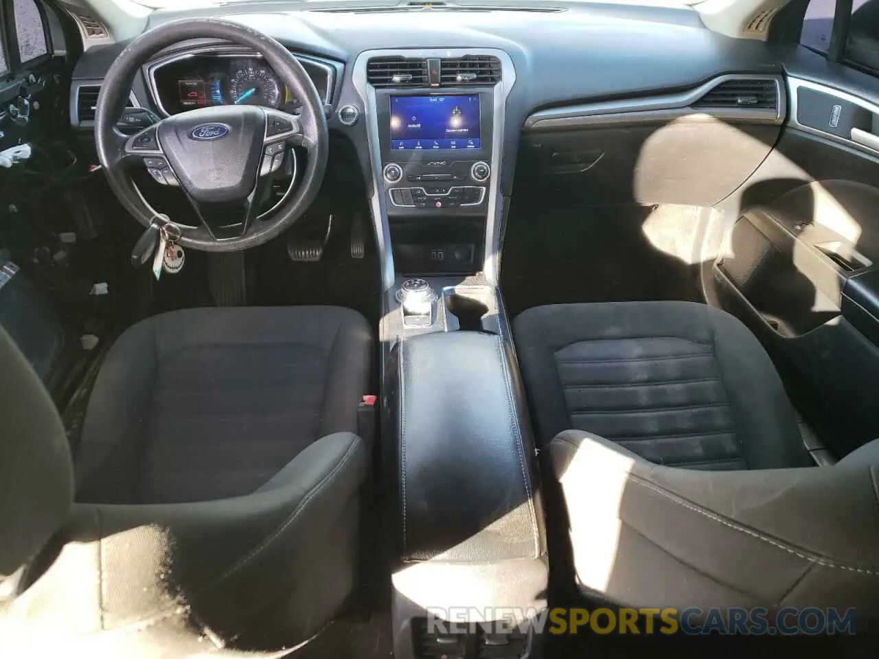 8 Photograph of a damaged car 3FA6P0T93LR190287 FORD FUSION 2020