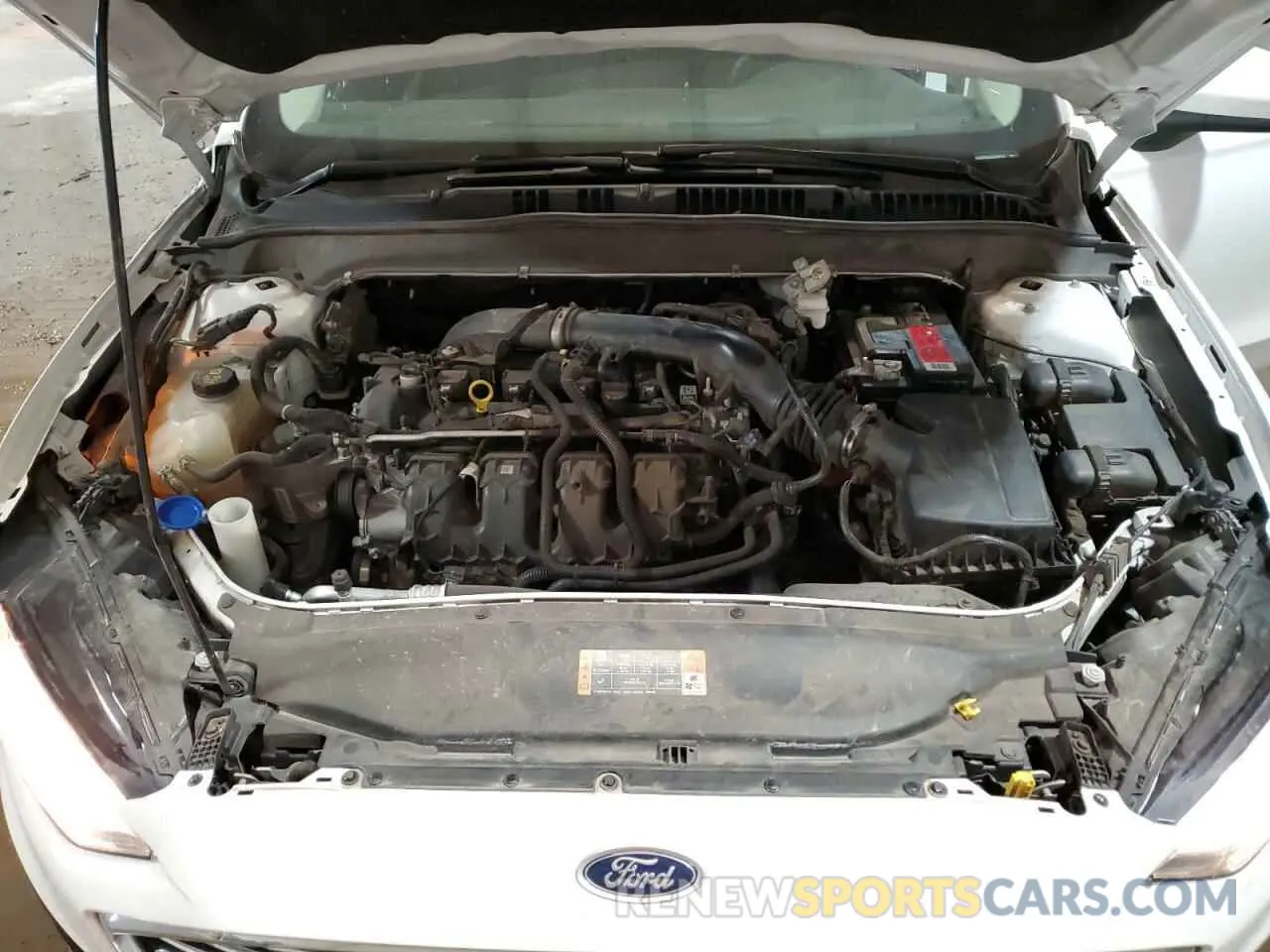 11 Photograph of a damaged car 3FA6P0T93LR256756 FORD FUSION 2020