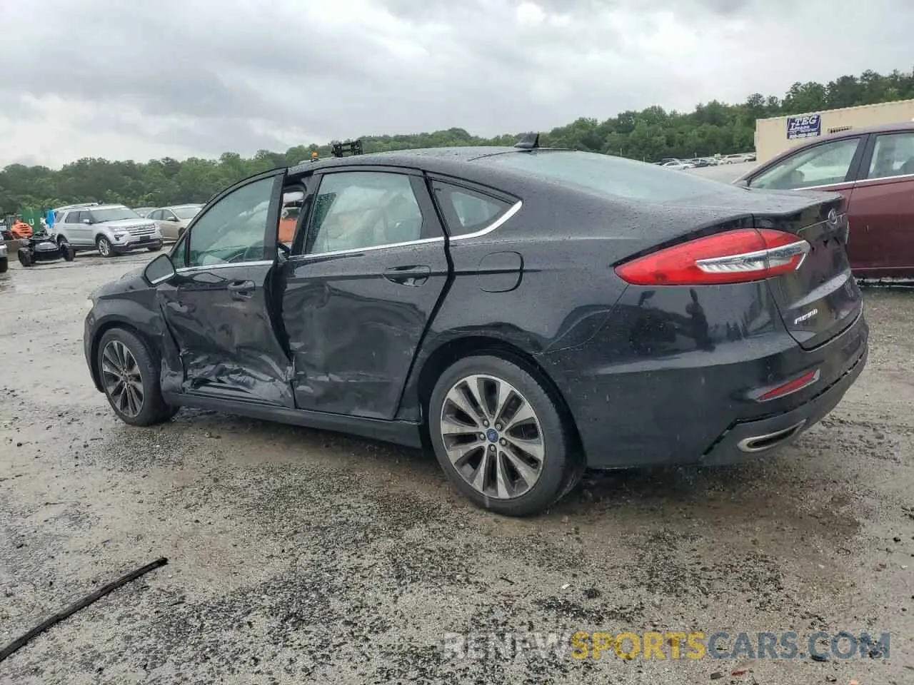 2 Photograph of a damaged car 3FA6P0T94LR146525 FORD FUSION 2020