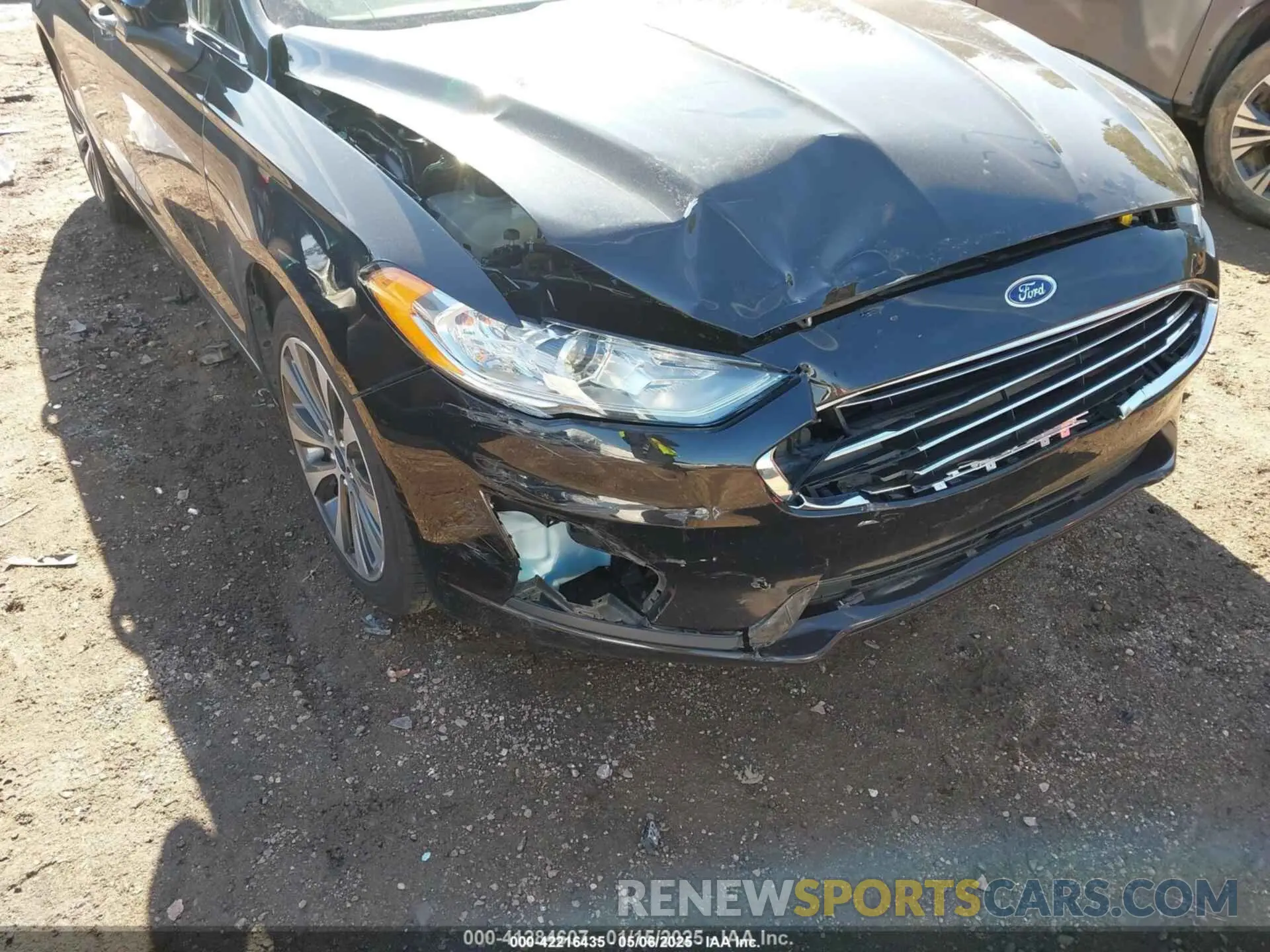 6 Photograph of a damaged car 3FA6P0T96LR180613 FORD FUSION 2020