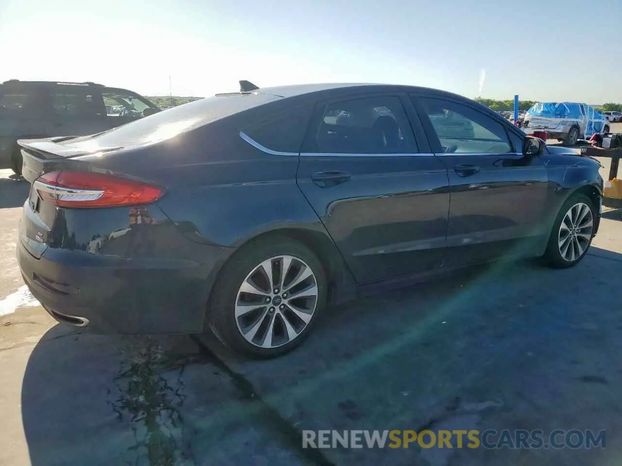 3 Photograph of a damaged car 3FA6P0T97LR257960 FORD FUSION 2020