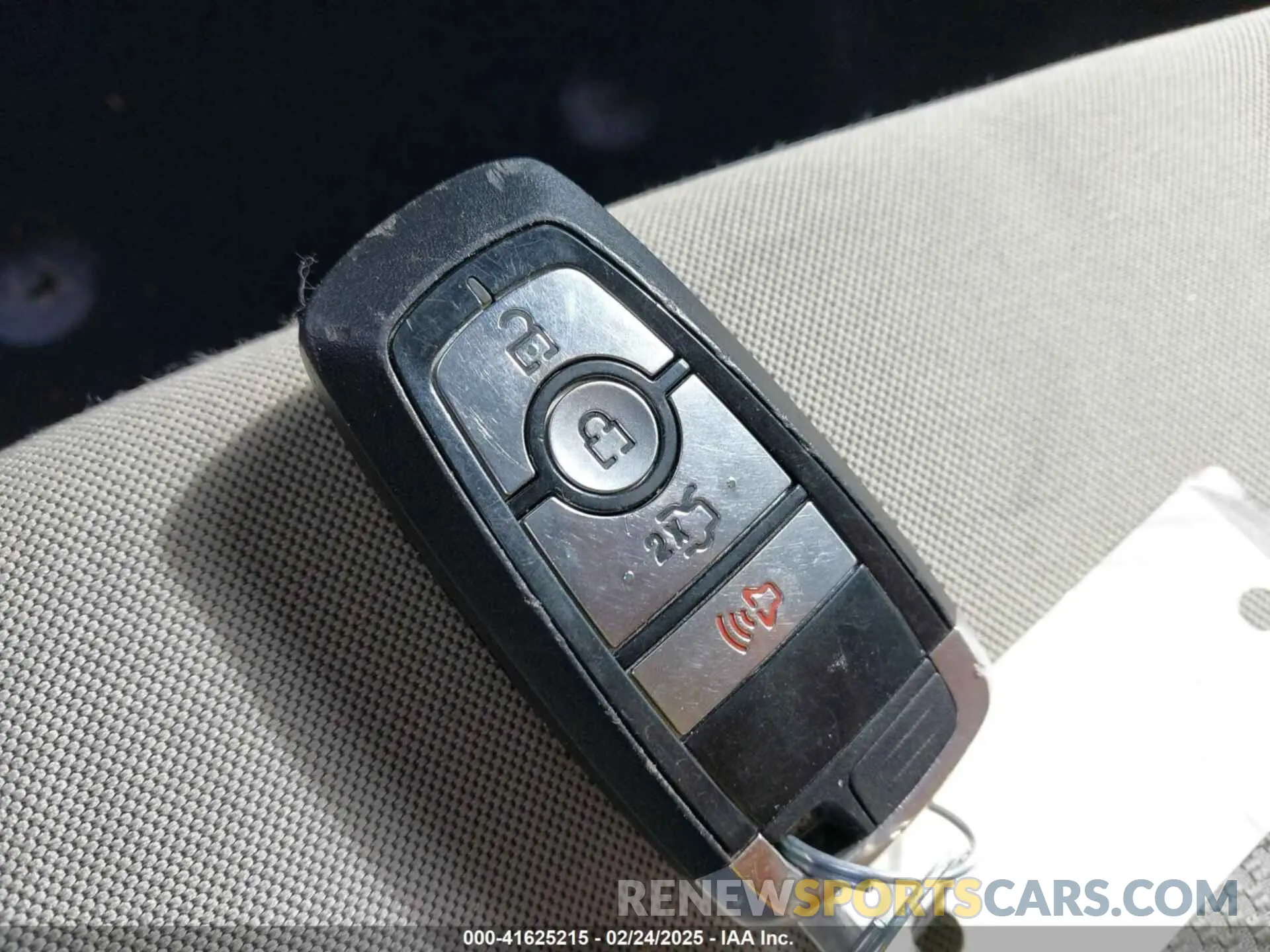 11 Photograph of a damaged car 3FA6P0T9XLR242238 FORD FUSION 2020