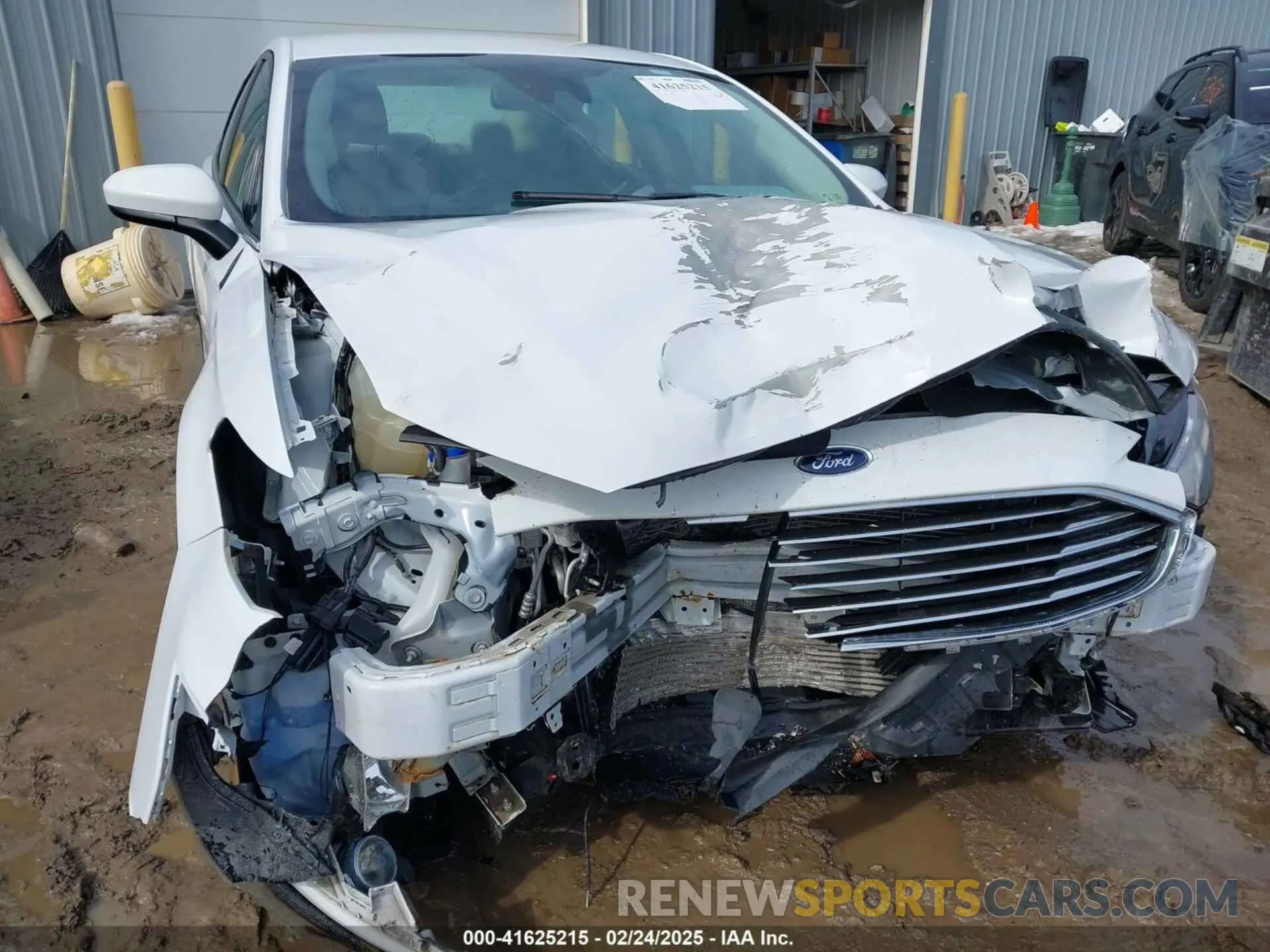 6 Photograph of a damaged car 3FA6P0T9XLR242238 FORD FUSION 2020