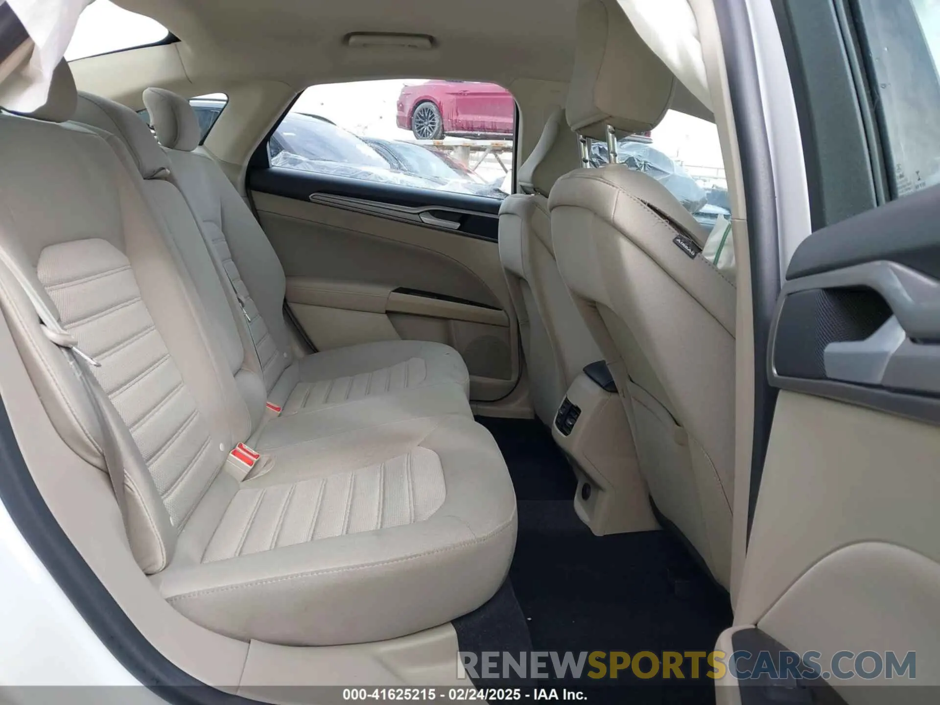 8 Photograph of a damaged car 3FA6P0T9XLR242238 FORD FUSION 2020