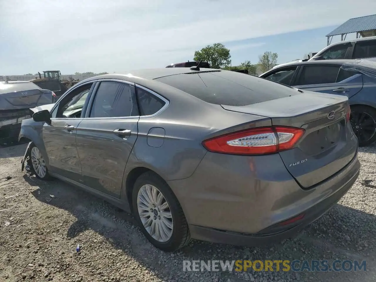 2 Photograph of a damaged car 3FA6P0LU5ER294383 FORD FUSION 2021