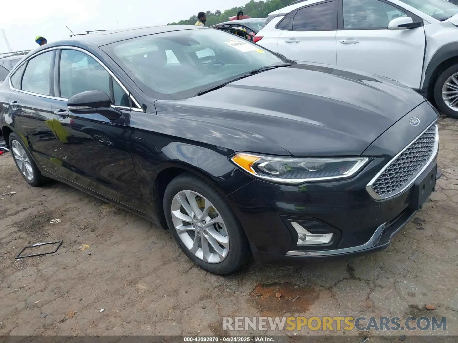 1 Photograph of a damaged car 3FA6P0SU1KR285161 FORD FUSION ENERGI 2019