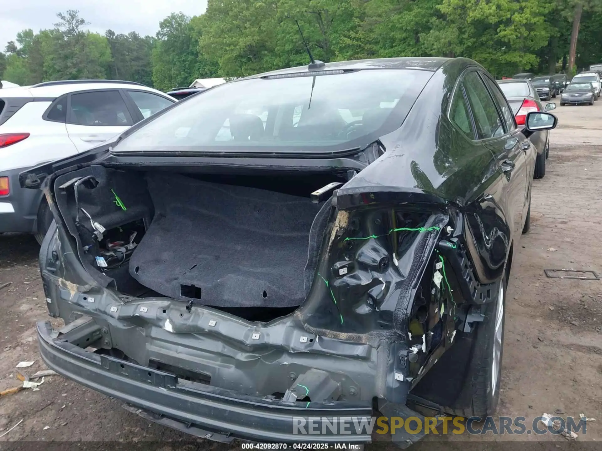 6 Photograph of a damaged car 3FA6P0SU1KR285161 FORD FUSION ENERGI 2019
