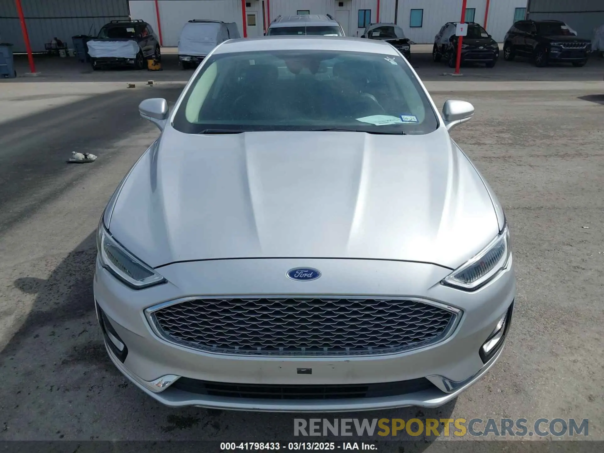 12 Photograph of a damaged car 3FA6P0SU5KR228638 FORD FUSION ENERGI 2019