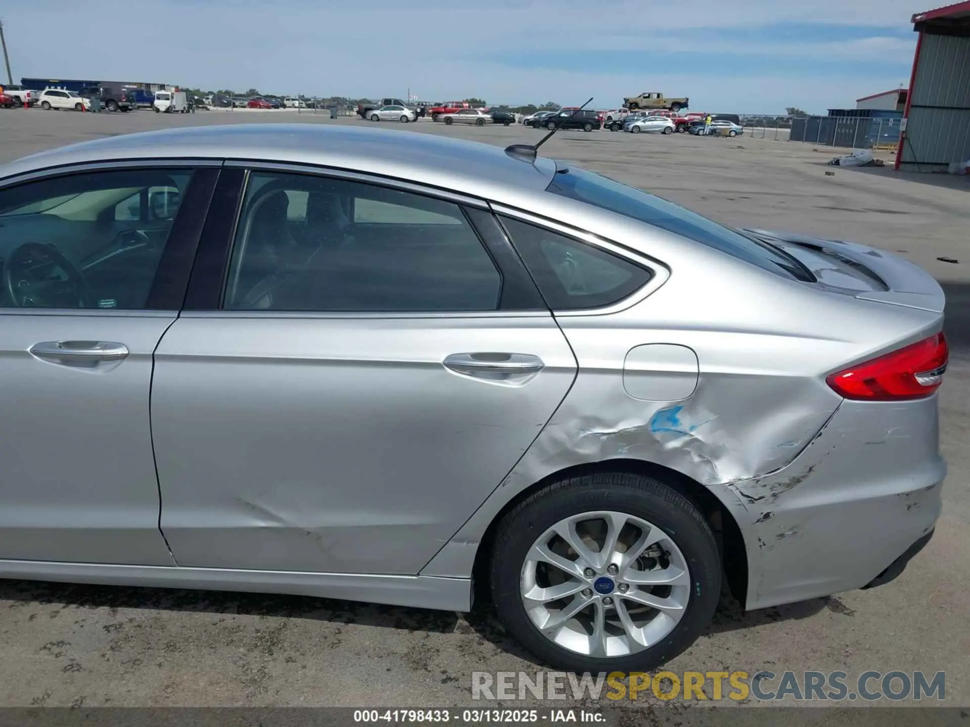 6 Photograph of a damaged car 3FA6P0SU5KR228638 FORD FUSION ENERGI 2019