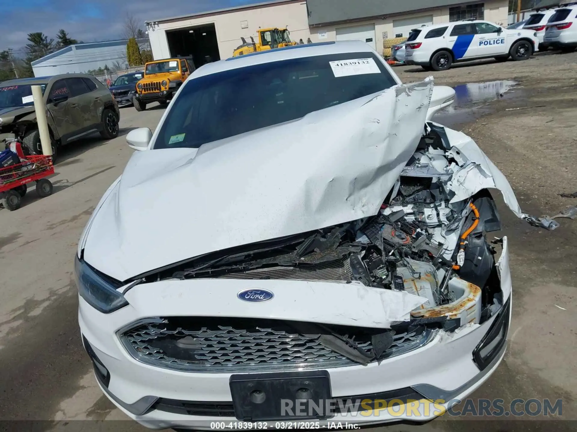 12 Photograph of a damaged car 3FA6P0SU6KR110873 FORD FUSION ENERGI 2019