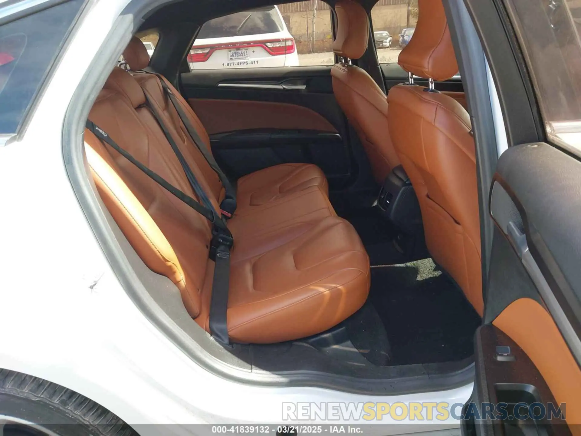 8 Photograph of a damaged car 3FA6P0SU6KR110873 FORD FUSION ENERGI 2019