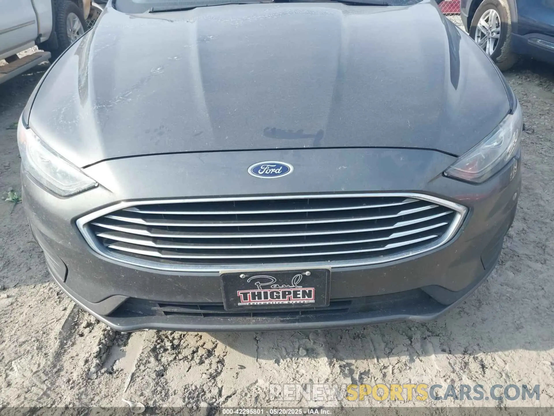 12 Photograph of a damaged car 3FA6P0LU0KR240422 FORD FUSION HYBRID 2019
