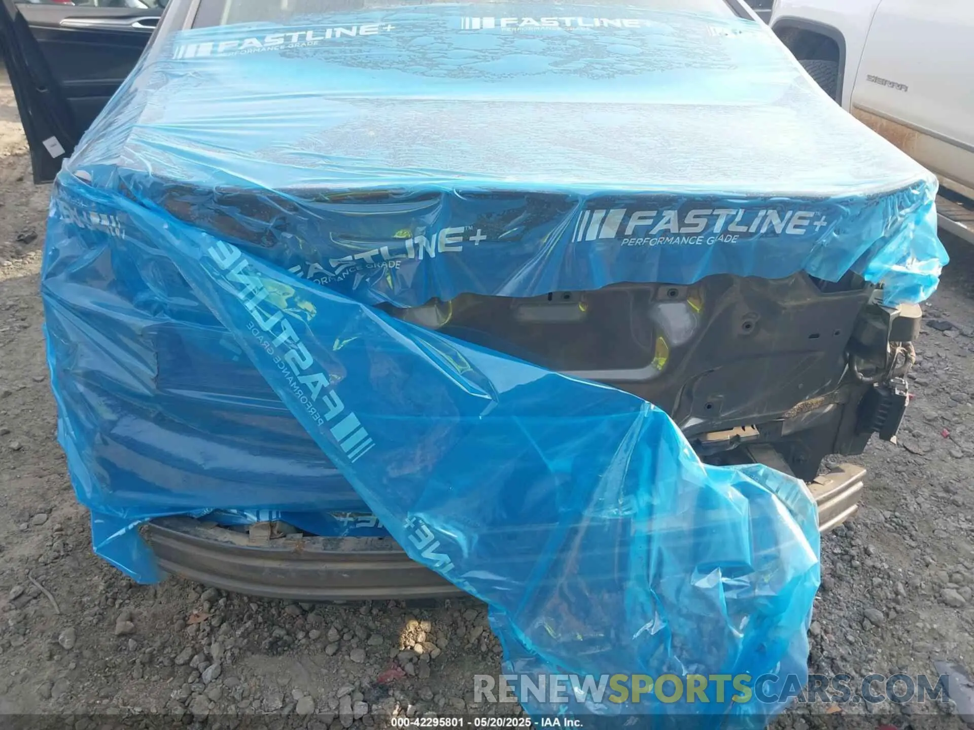 6 Photograph of a damaged car 3FA6P0LU0KR240422 FORD FUSION HYBRID 2019
