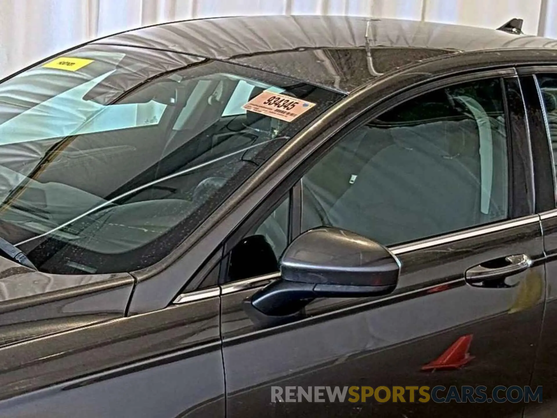 18 Photograph of a damaged car 3FA6P0LU0KR255633 FORD FUSION HYBRID 2019