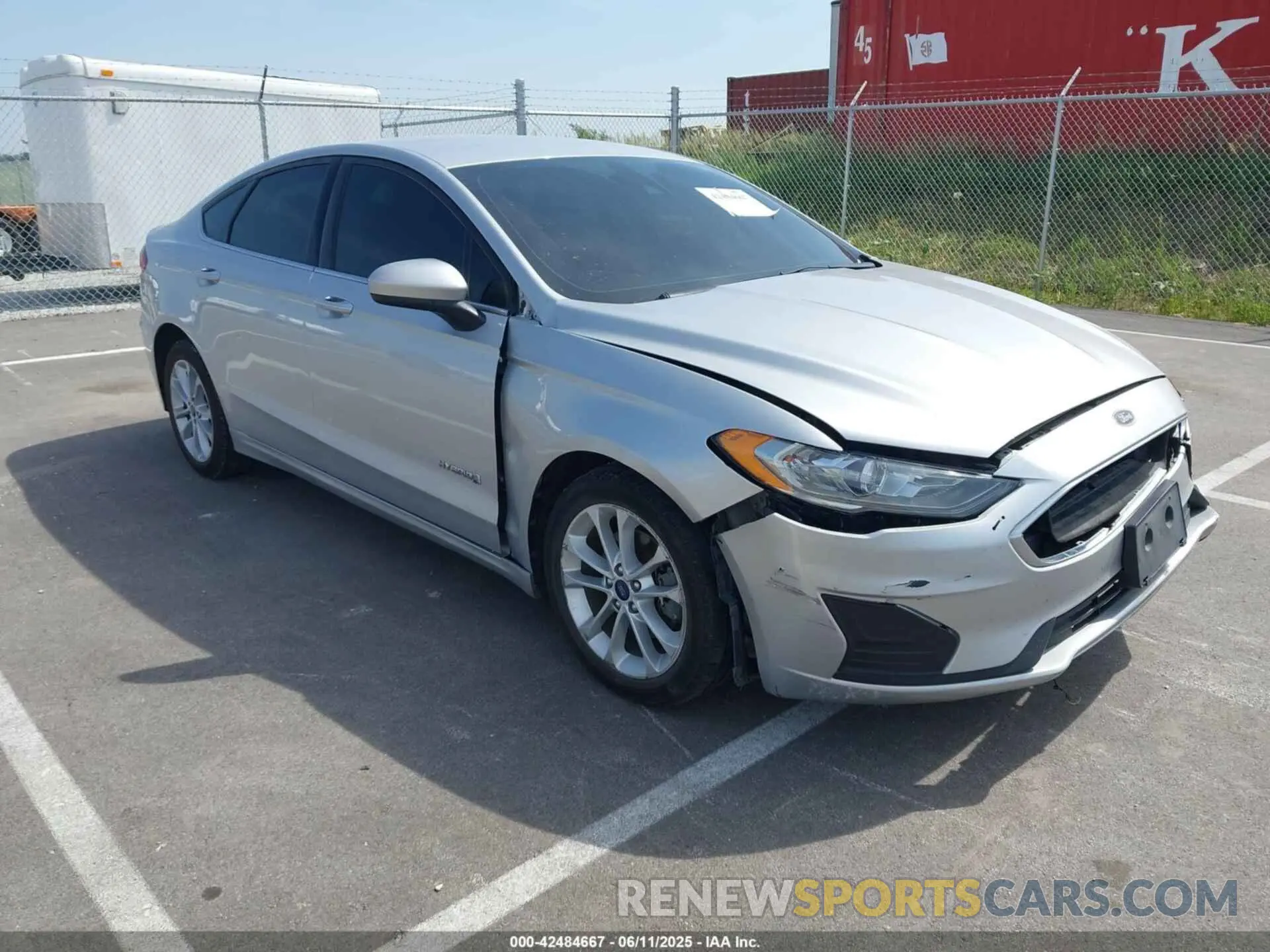 1 Photograph of a damaged car 3FA6P0LU0KR257687 FORD FUSION HYBRID 2019