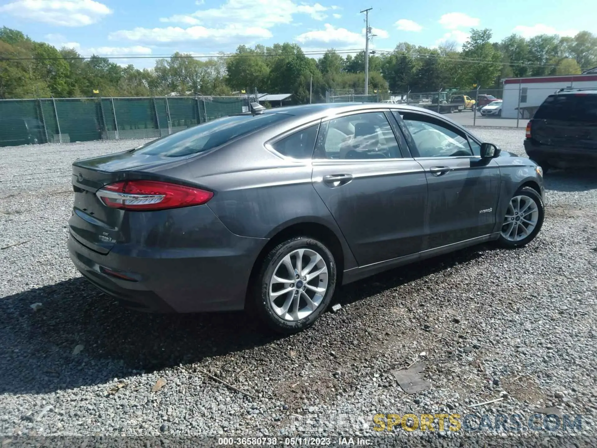 4 Photograph of a damaged car 3FA6P0LU1KR120208 FORD FUSION HYBRID 2019