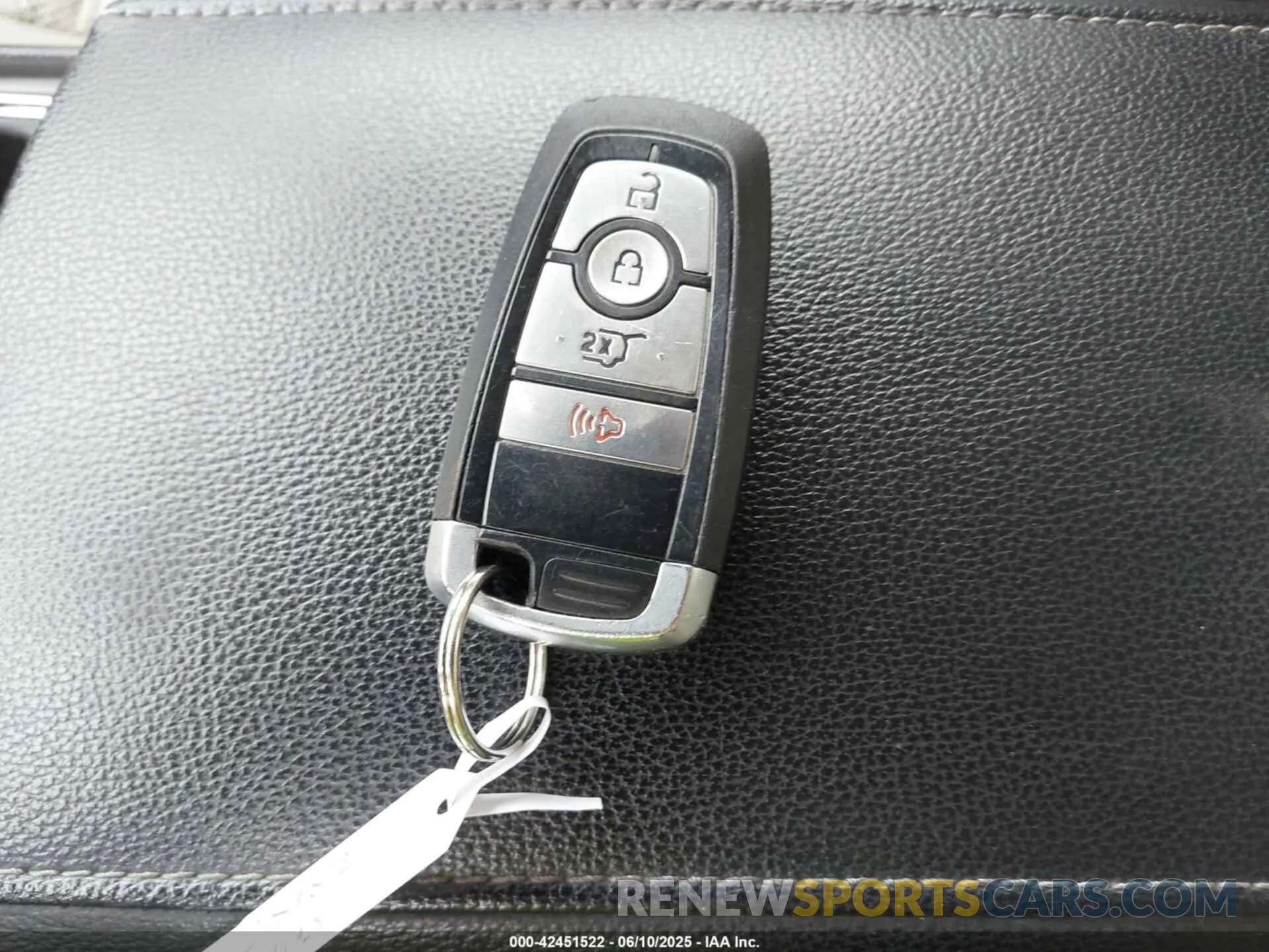 11 Photograph of a damaged car 3FA6P0LU1KR137574 FORD FUSION HYBRID 2019