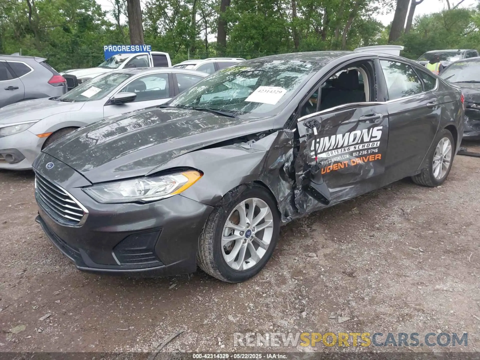 6 Photograph of a damaged car 3FA6P0LU1KR154794 FORD FUSION HYBRID 2019