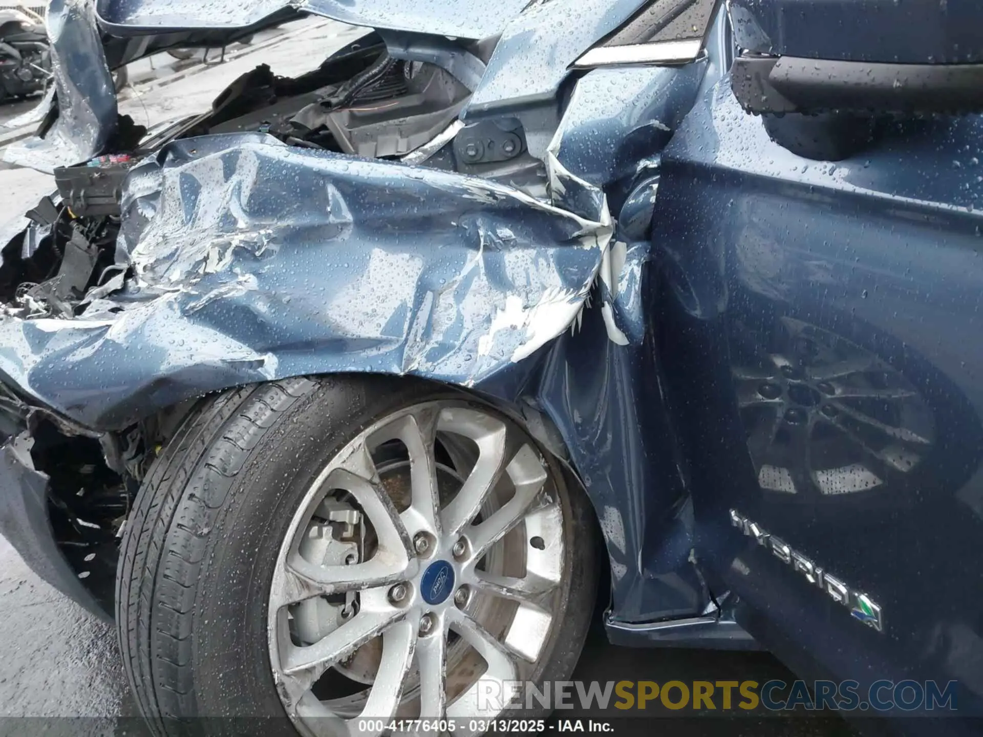 19 Photograph of a damaged car 3FA6P0LU2KR148731 FORD FUSION HYBRID 2019
