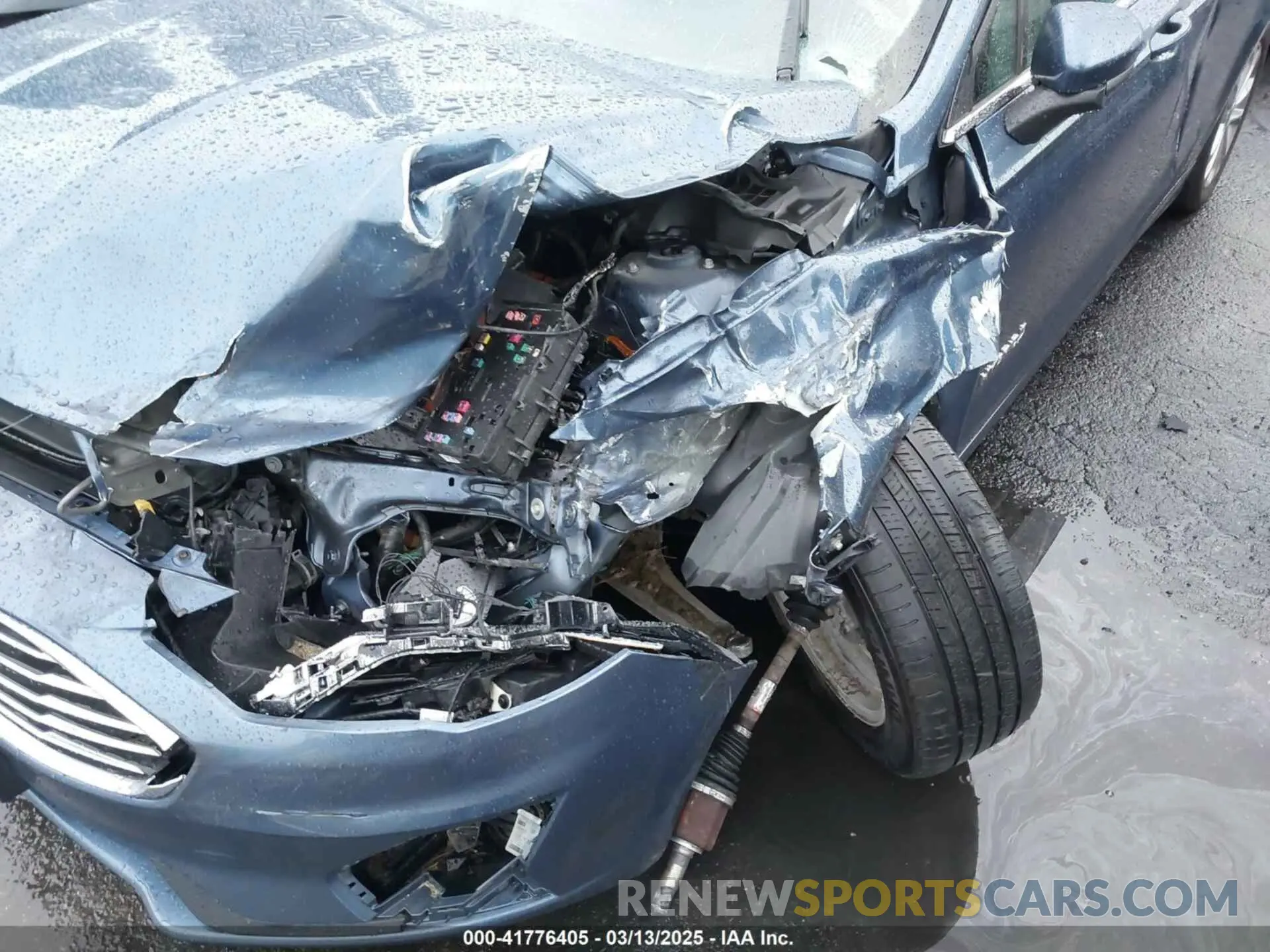 6 Photograph of a damaged car 3FA6P0LU2KR148731 FORD FUSION HYBRID 2019