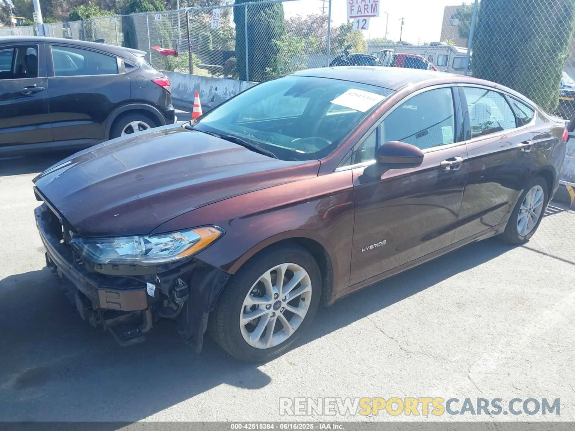 2 Photograph of a damaged car 3FA6P0LU2KR200214 FORD FUSION HYBRID 2019