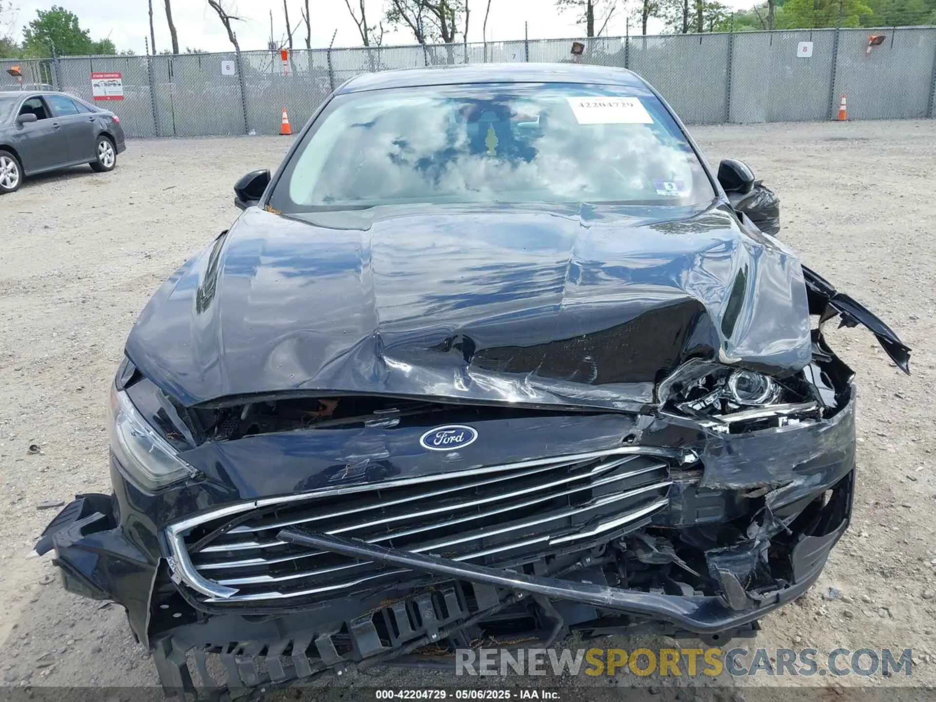12 Photograph of a damaged car 3FA6P0LU3KR117794 FORD FUSION HYBRID 2019