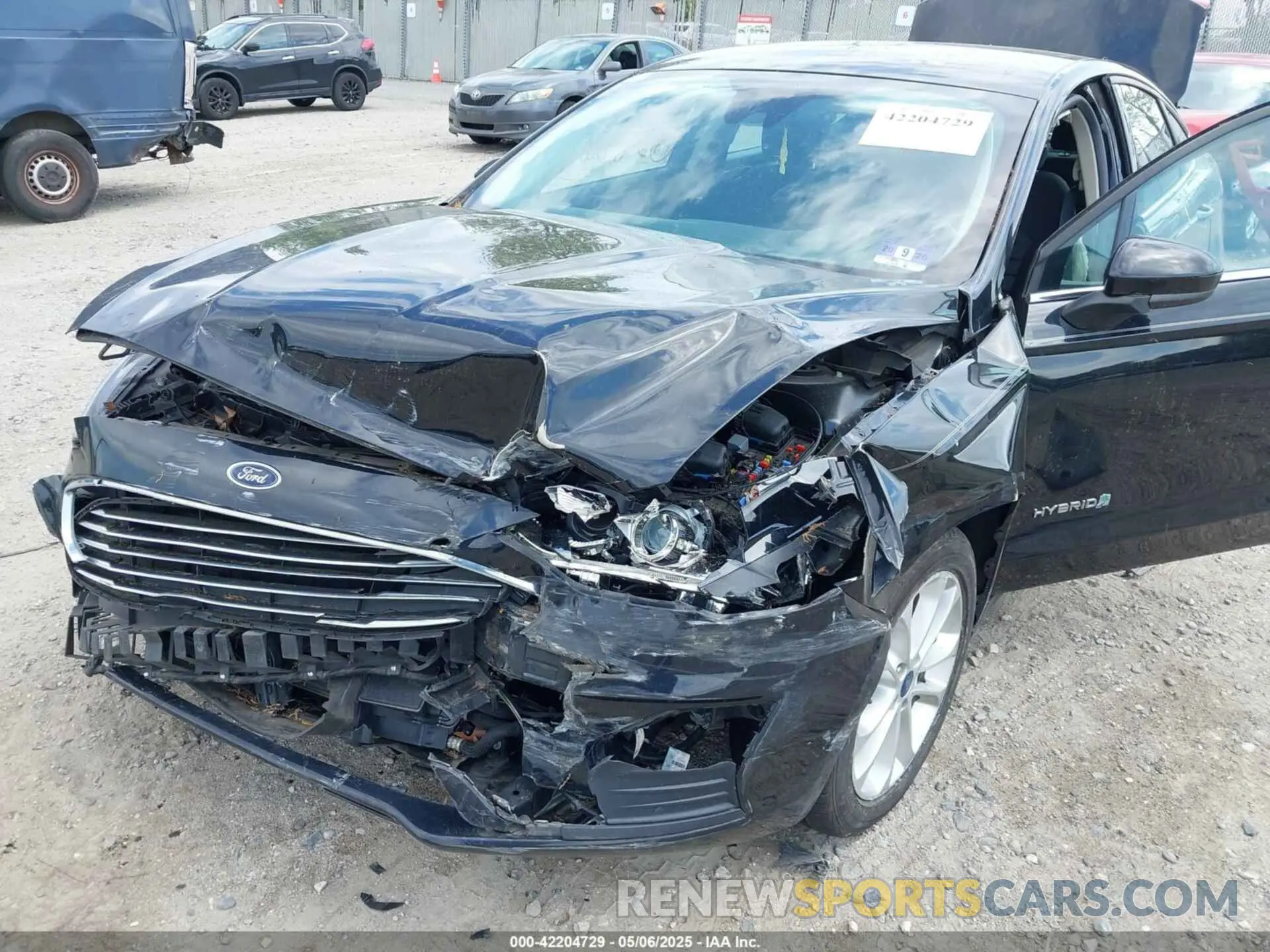 6 Photograph of a damaged car 3FA6P0LU3KR117794 FORD FUSION HYBRID 2019