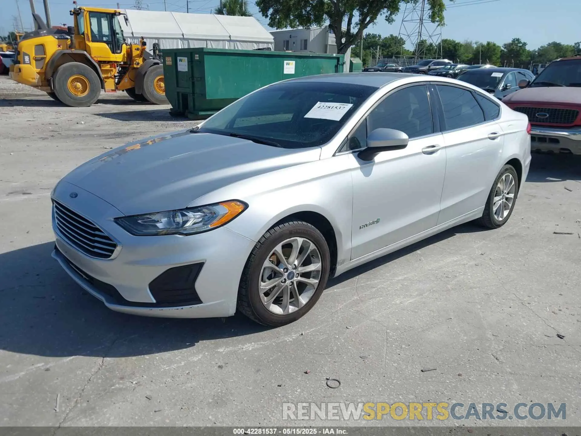 2 Photograph of a damaged car 3FA6P0LU4KR242576 FORD FUSION HYBRID 2019