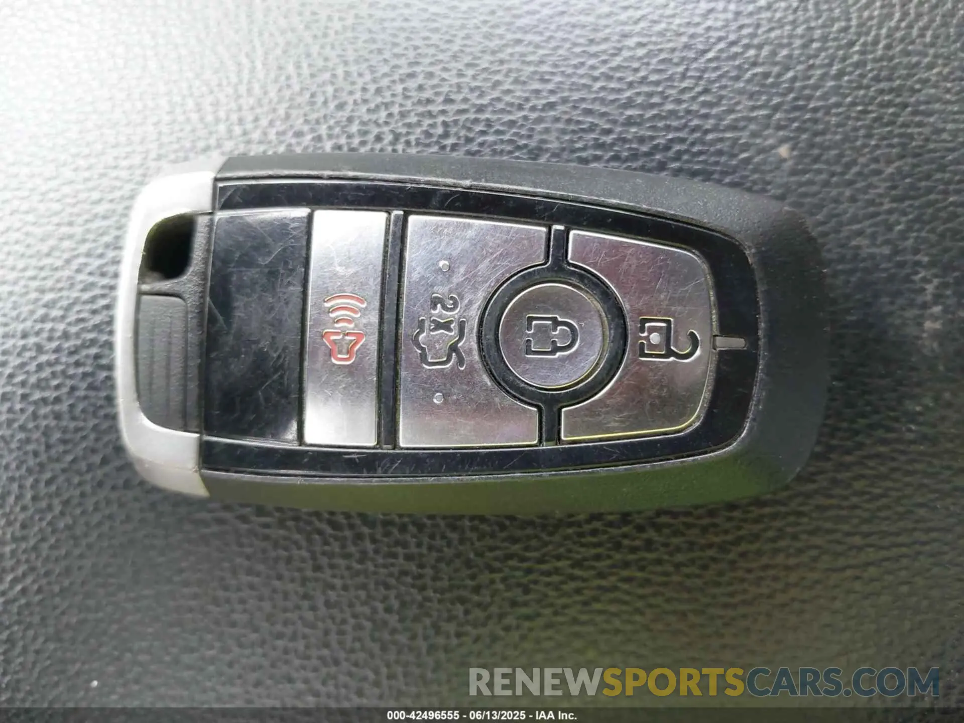 11 Photograph of a damaged car 3FA6P0LU5KR104335 FORD FUSION HYBRID 2019