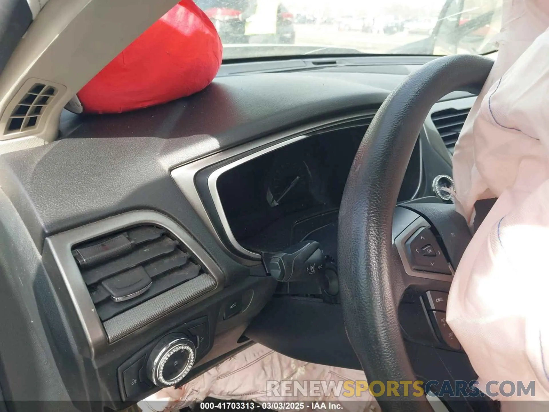 7 Photograph of a damaged car 3FA6P0LU5KR140266 FORD FUSION HYBRID 2019