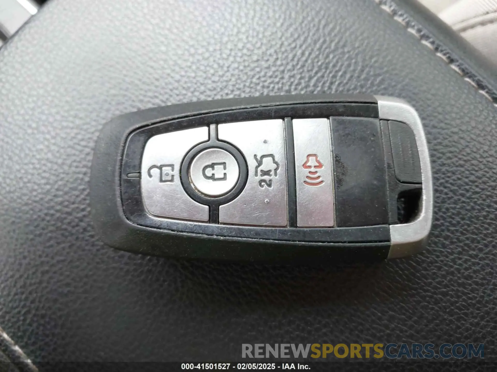 11 Photograph of a damaged car 3FA6P0LU5KR144947 FORD FUSION HYBRID 2019