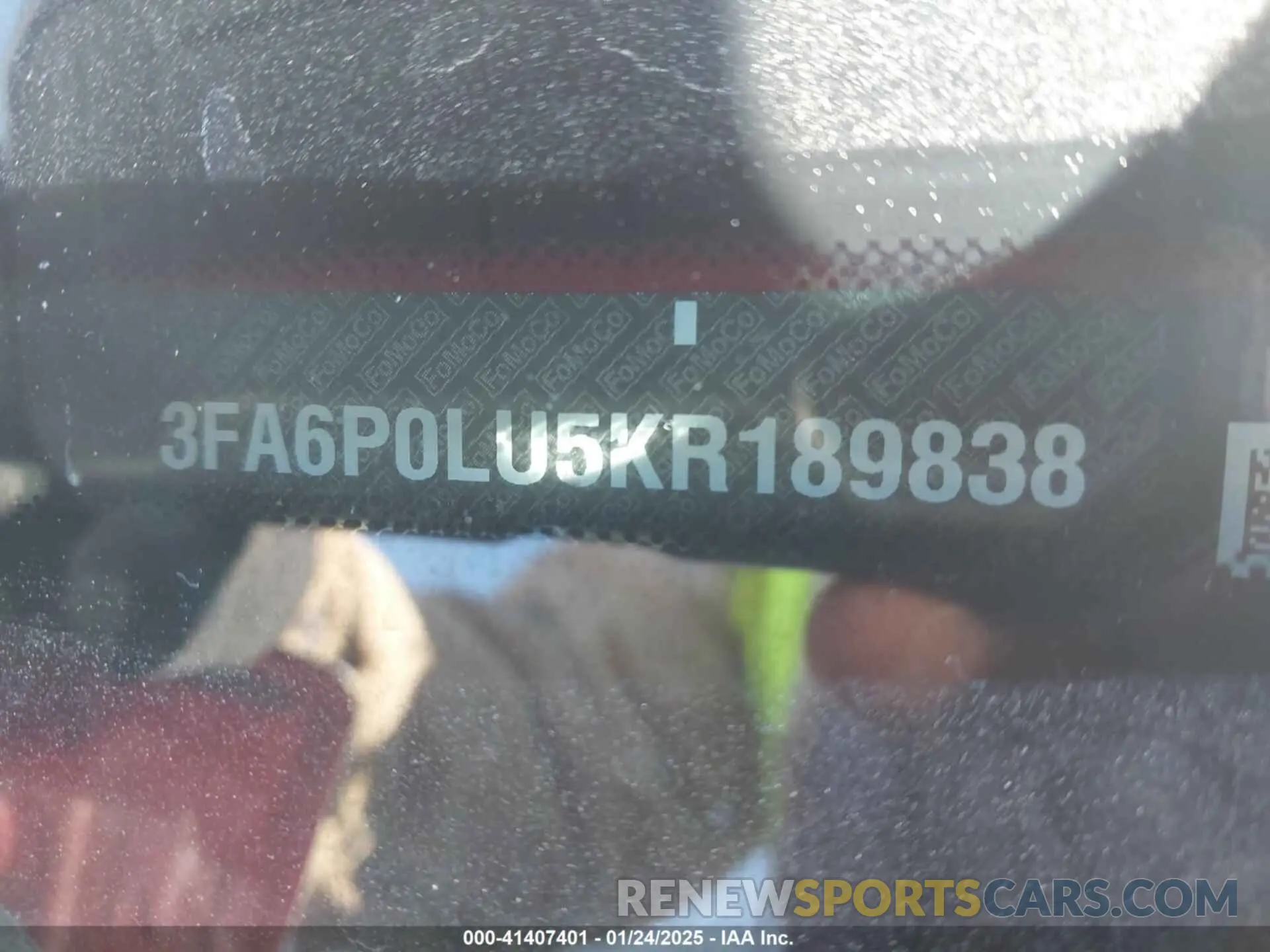 9 Photograph of a damaged car 3FA6P0LU5KR189838 FORD FUSION HYBRID 2019