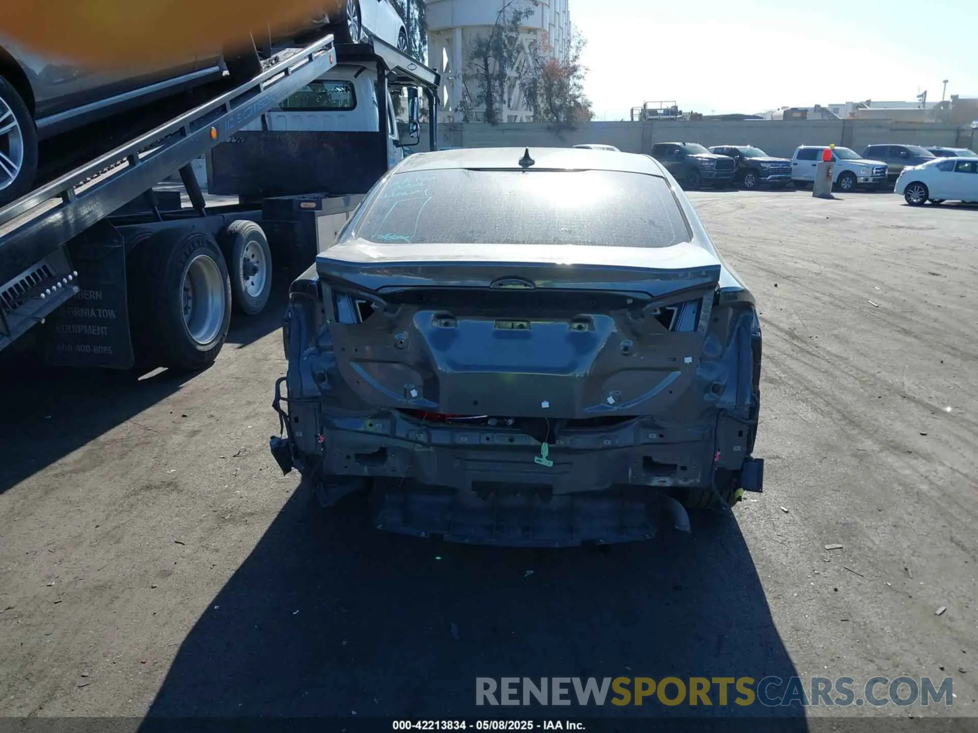 17 Photograph of a damaged car 3FA6P0LU5KR200773 FORD FUSION HYBRID 2019