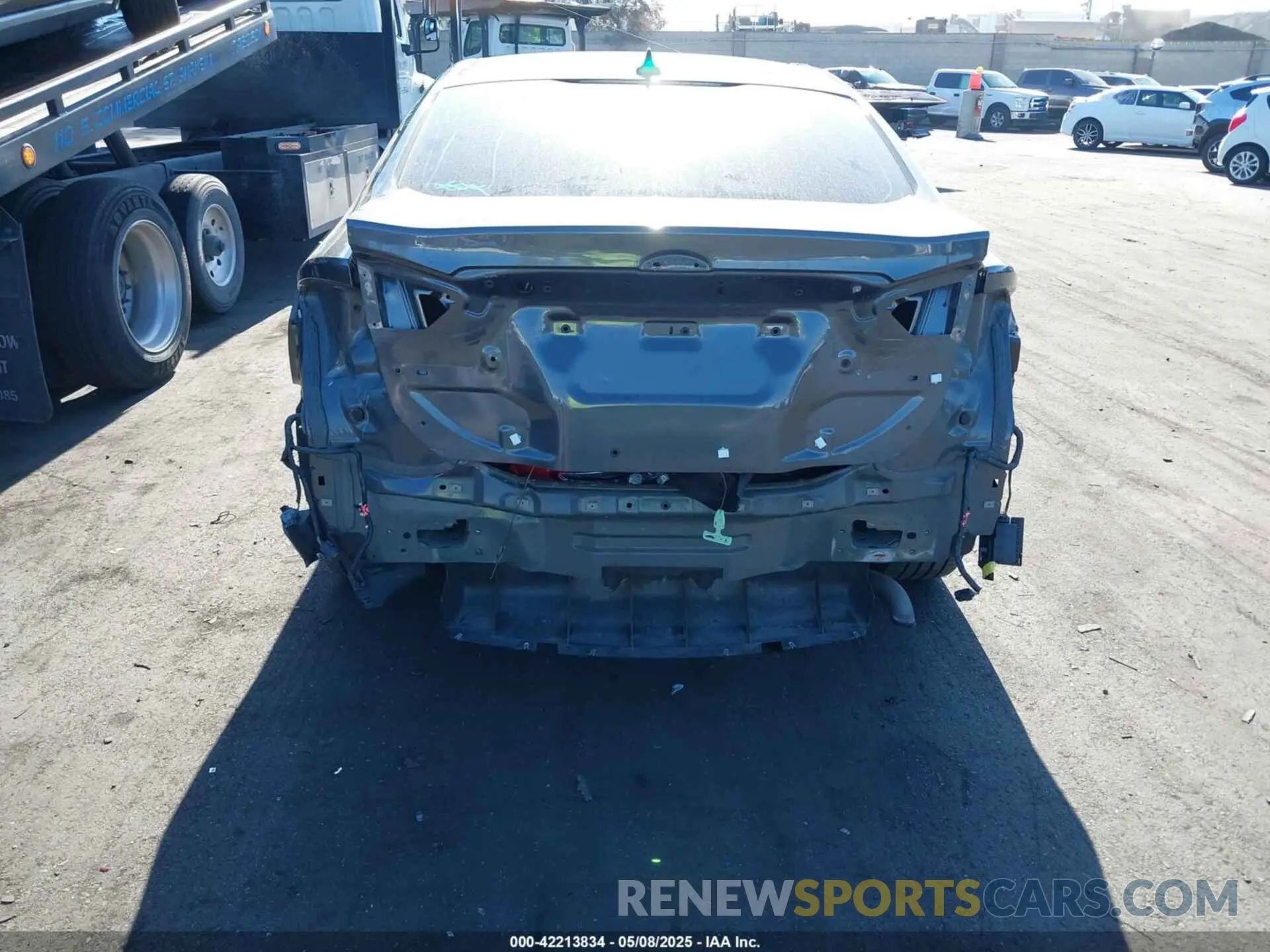 6 Photograph of a damaged car 3FA6P0LU5KR200773 FORD FUSION HYBRID 2019