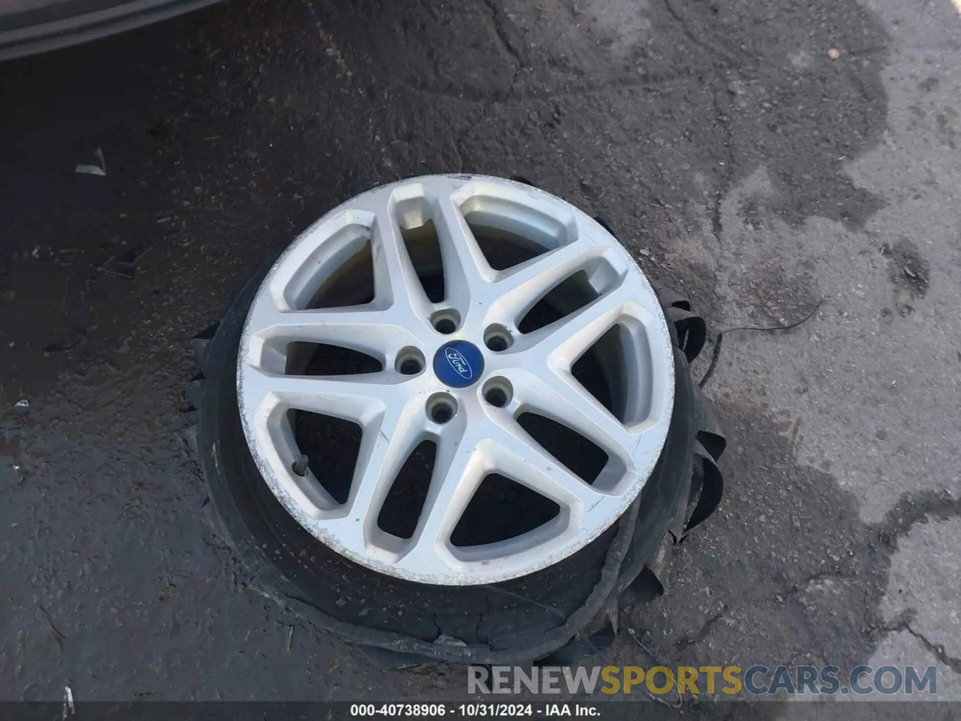 12 Photograph of a damaged car 3FA6P0LU5KR207173 FORD FUSION HYBRID 2019