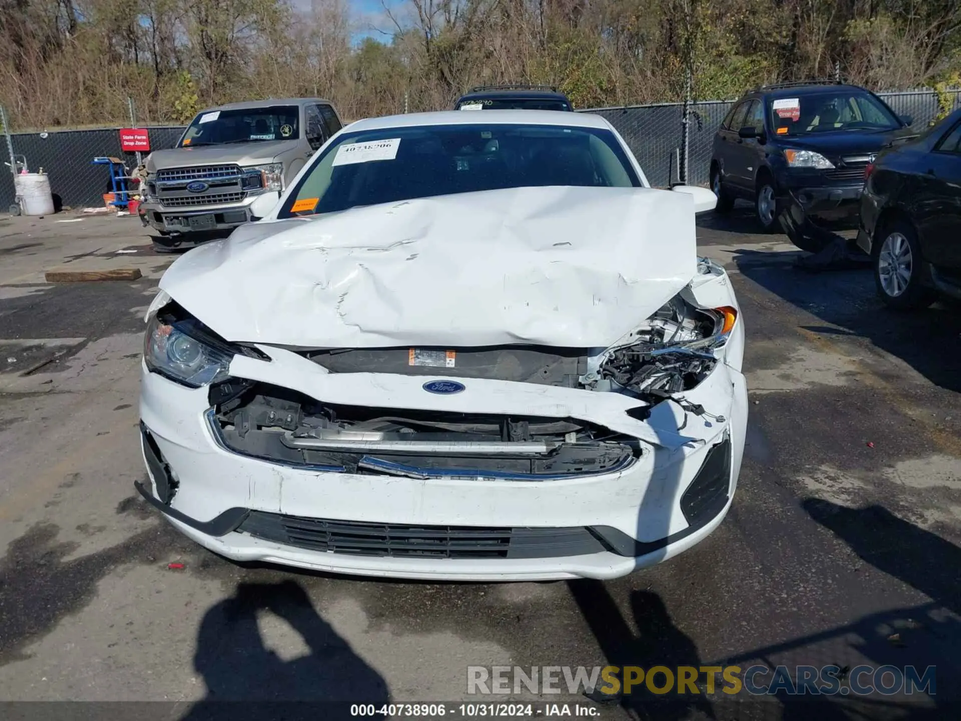 13 Photograph of a damaged car 3FA6P0LU5KR207173 FORD FUSION HYBRID 2019