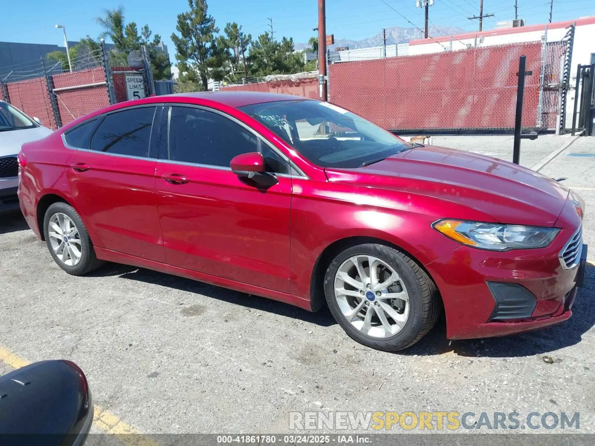 13 Photograph of a damaged car 3FA6P0LU5KR207903 FORD FUSION HYBRID 2019