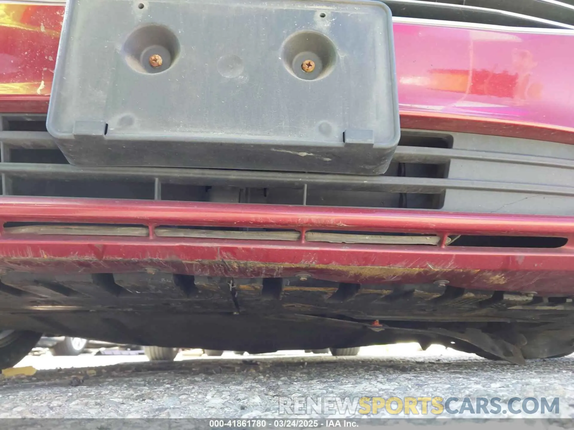 19 Photograph of a damaged car 3FA6P0LU5KR207903 FORD FUSION HYBRID 2019