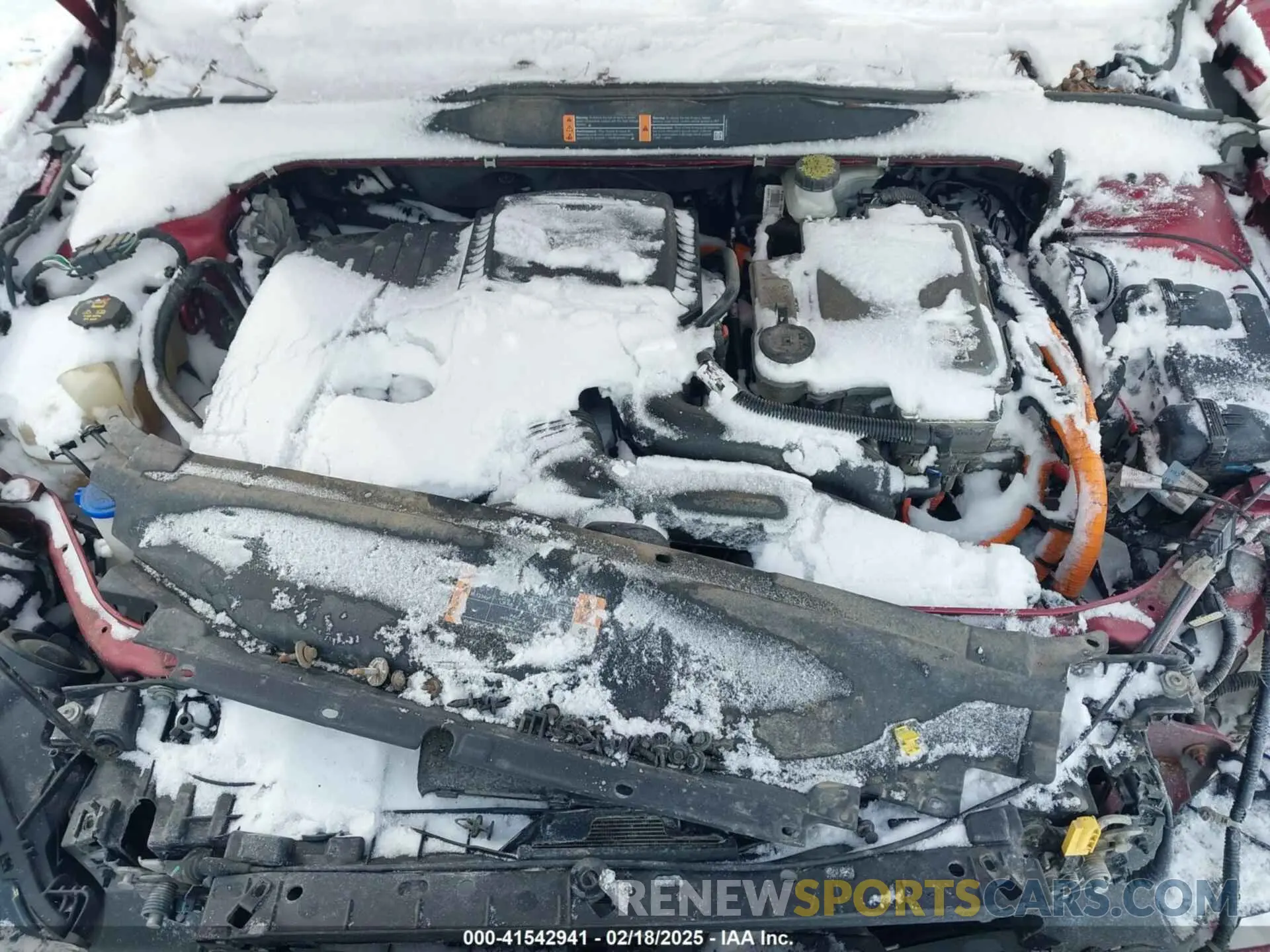 10 Photograph of a damaged car 3FA6P0LU5KR263775 FORD FUSION HYBRID 2019
