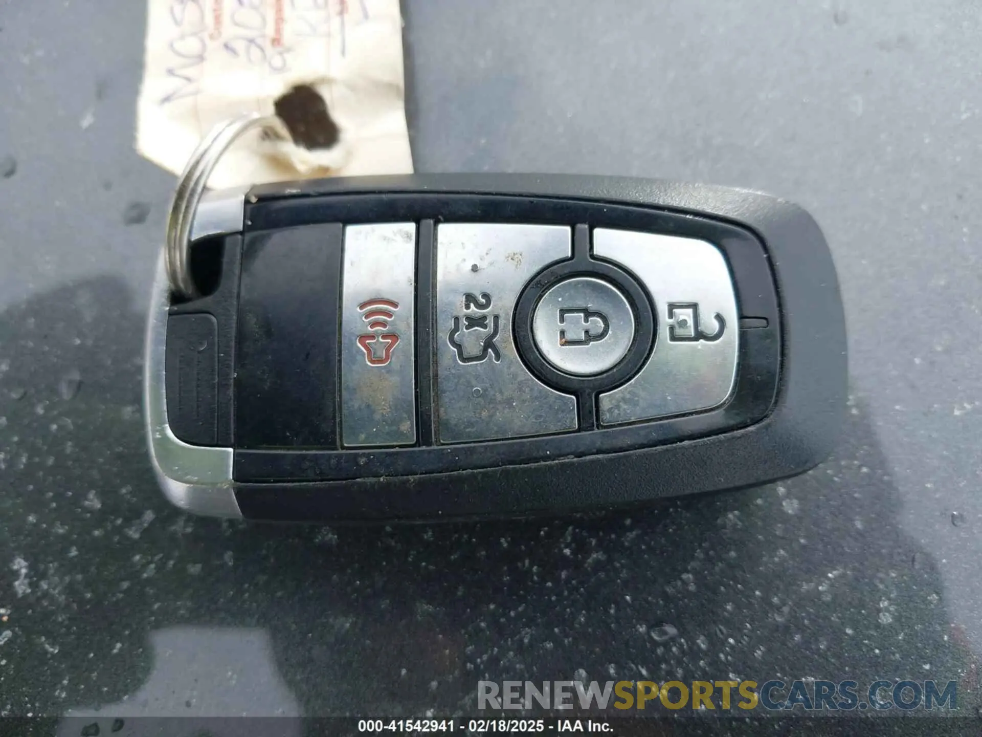 11 Photograph of a damaged car 3FA6P0LU5KR263775 FORD FUSION HYBRID 2019