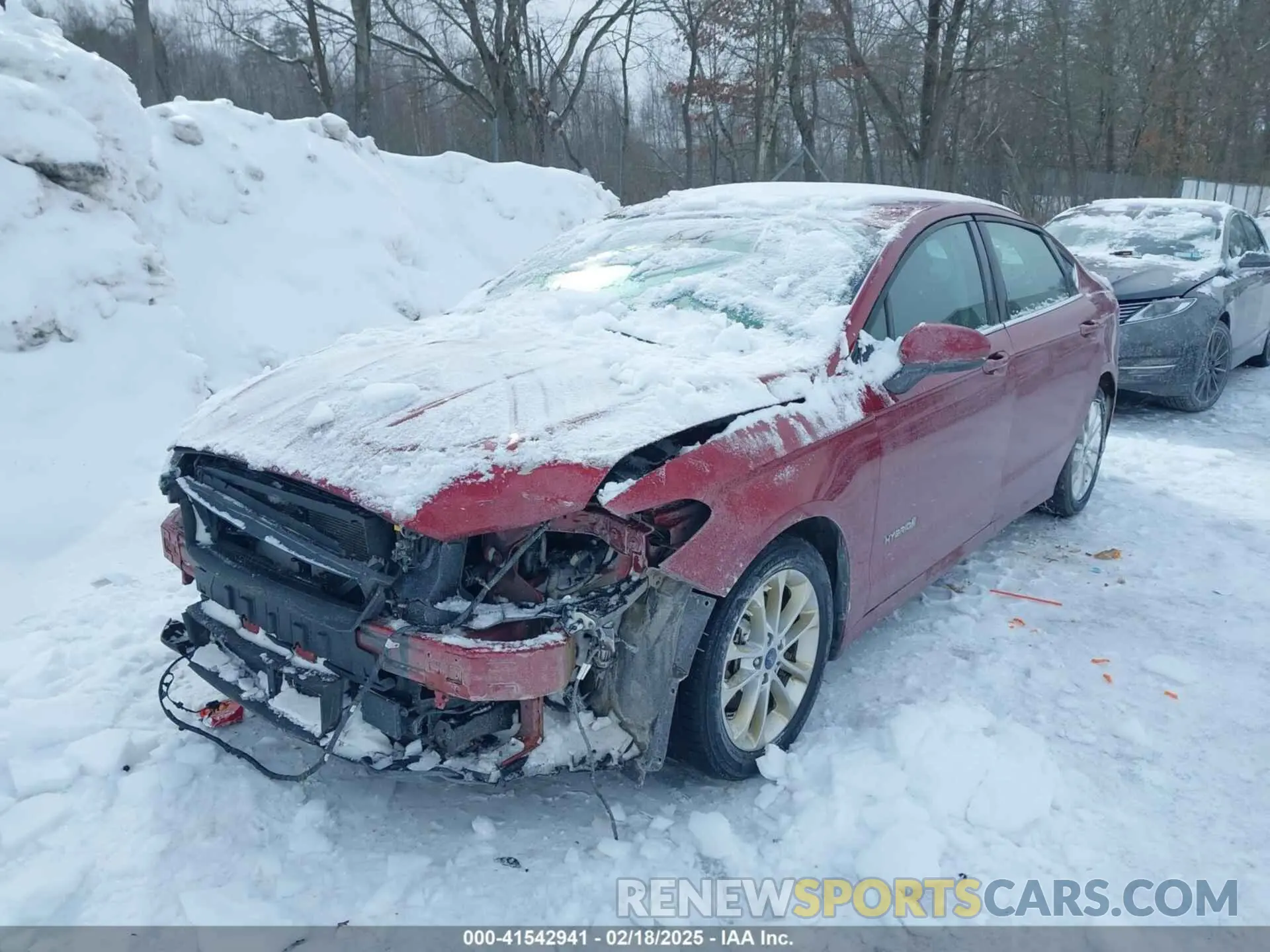 6 Photograph of a damaged car 3FA6P0LU5KR263775 FORD FUSION HYBRID 2019