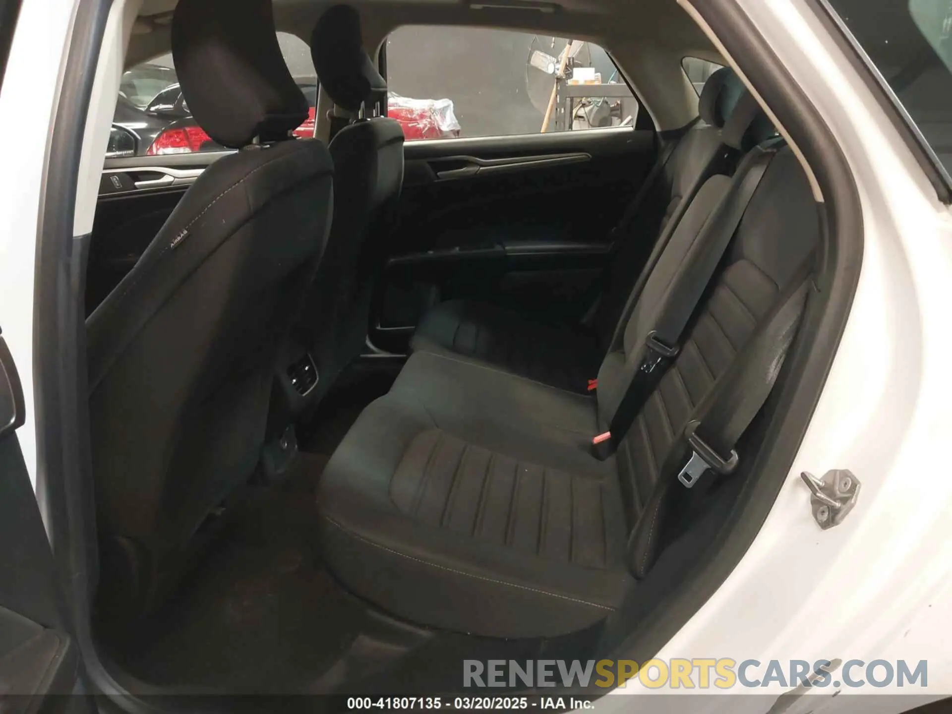 8 Photograph of a damaged car 3FA6P0LU5KR285355 FORD FUSION HYBRID 2019