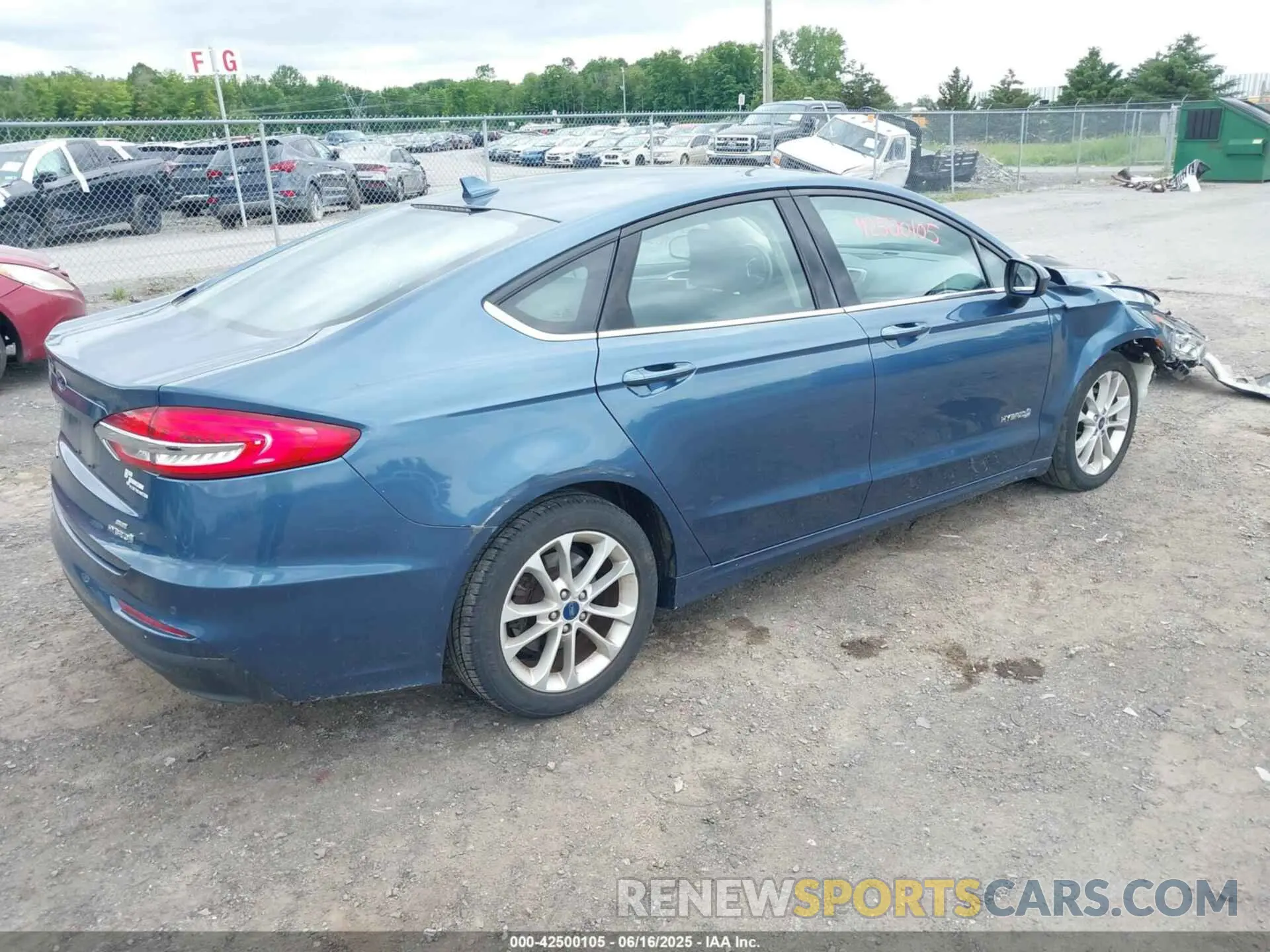 4 Photograph of a damaged car 3FA6P0LU6KR146237 FORD FUSION HYBRID 2019