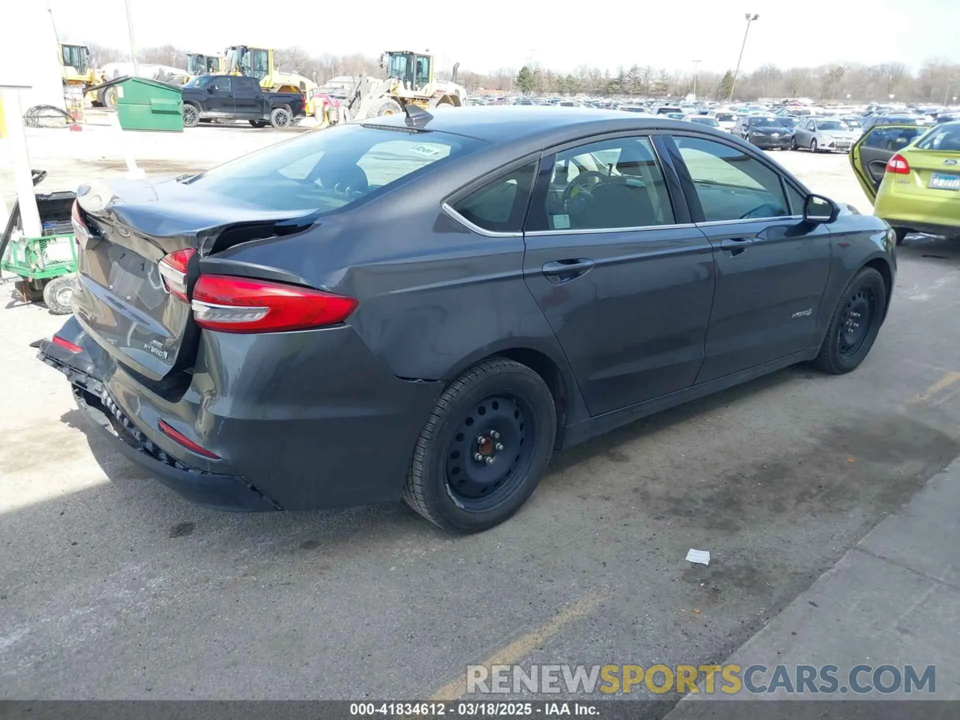 4 Photograph of a damaged car 3FA6P0LU6KR163927 FORD FUSION HYBRID 2019
