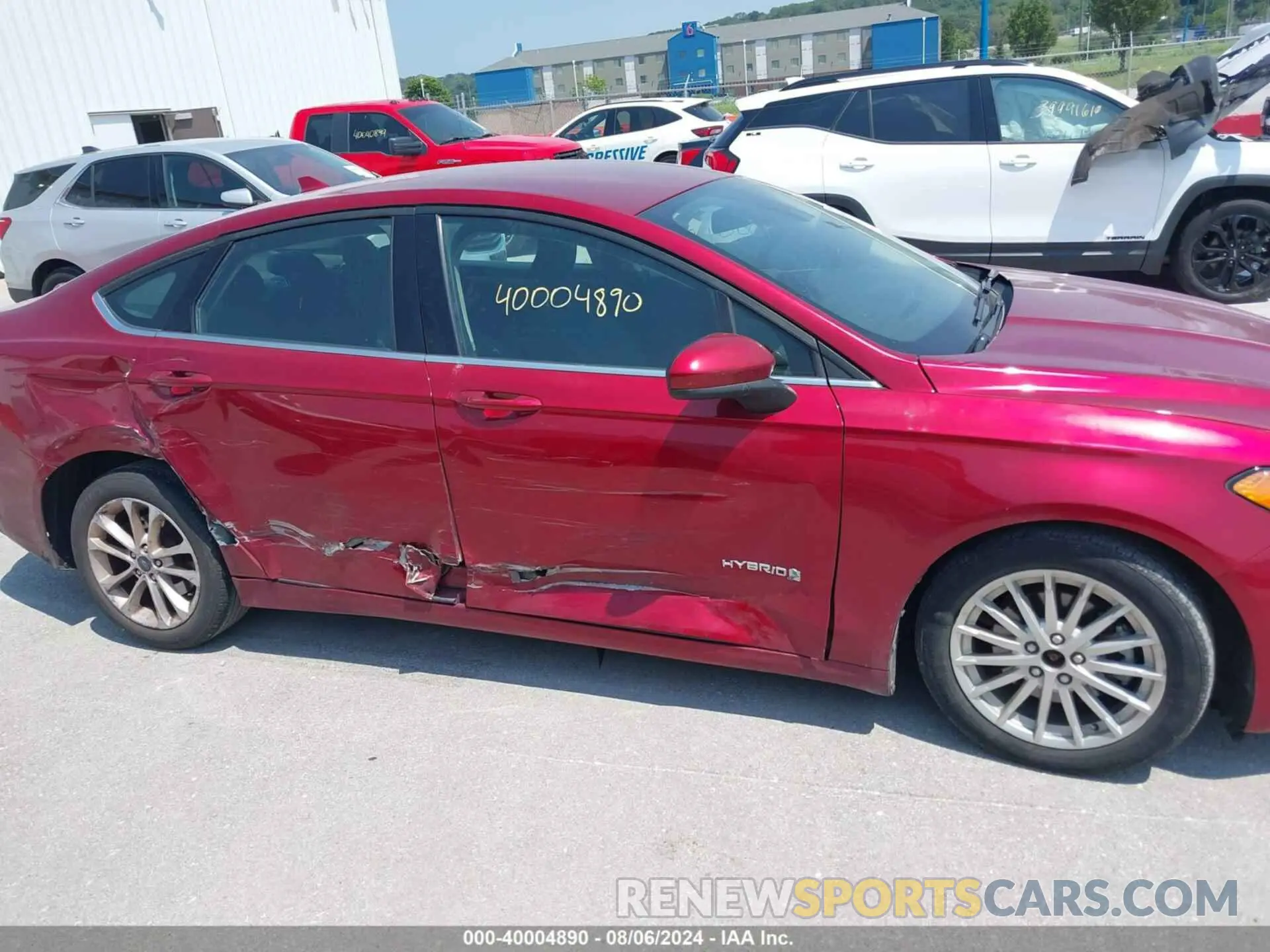 13 Photograph of a damaged car 3FA6P0LU6KR243678 FORD FUSION HYBRID 2019