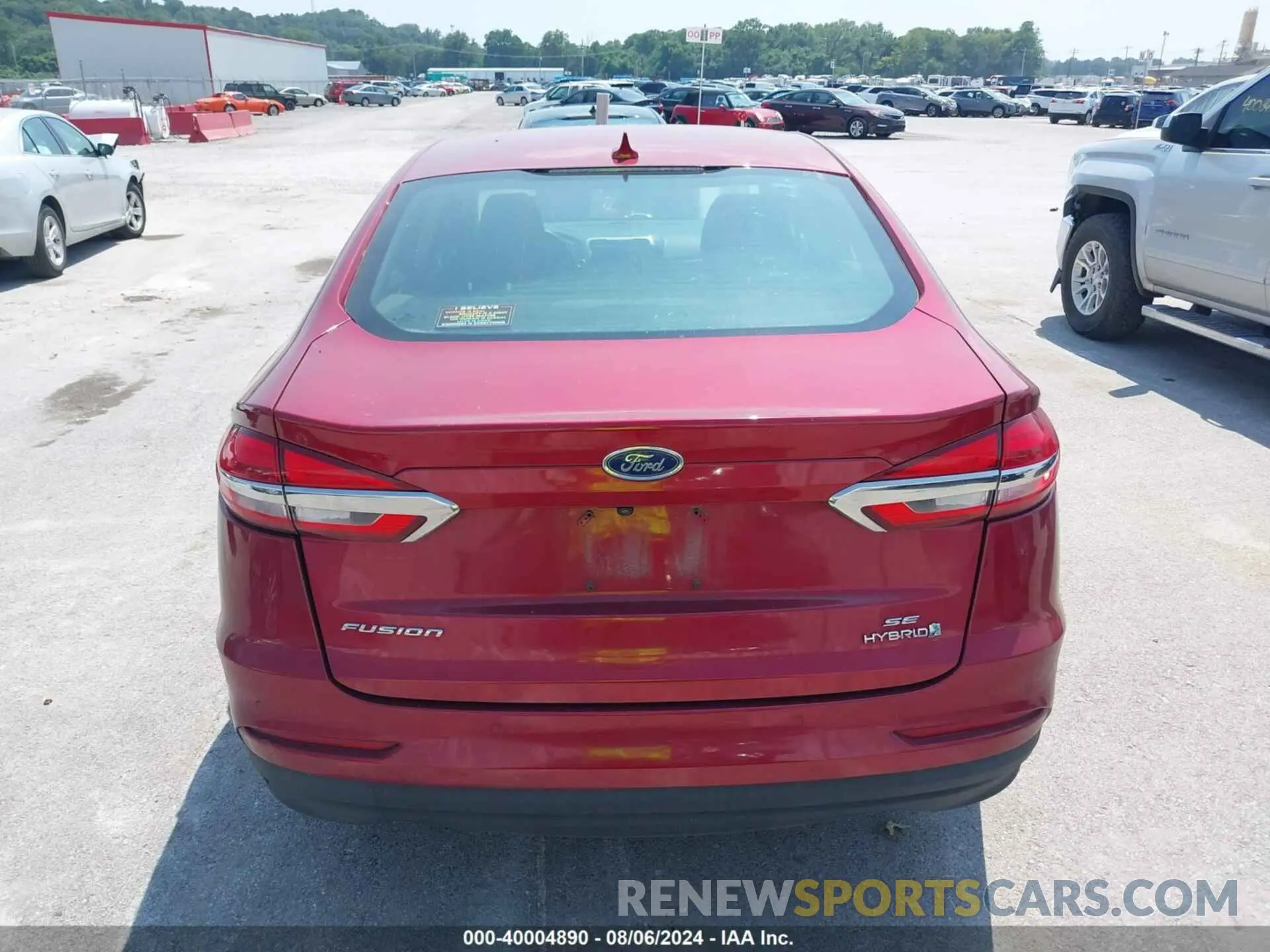 16 Photograph of a damaged car 3FA6P0LU6KR243678 FORD FUSION HYBRID 2019