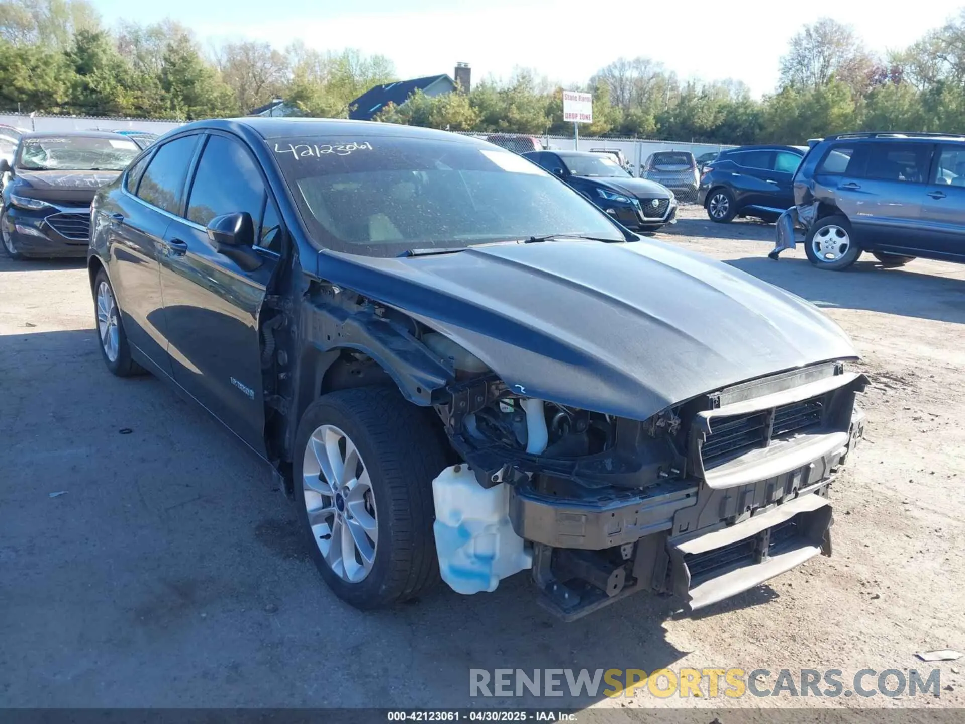 6 Photograph of a damaged car 3FA6P0LU6KR264045 FORD FUSION HYBRID 2019